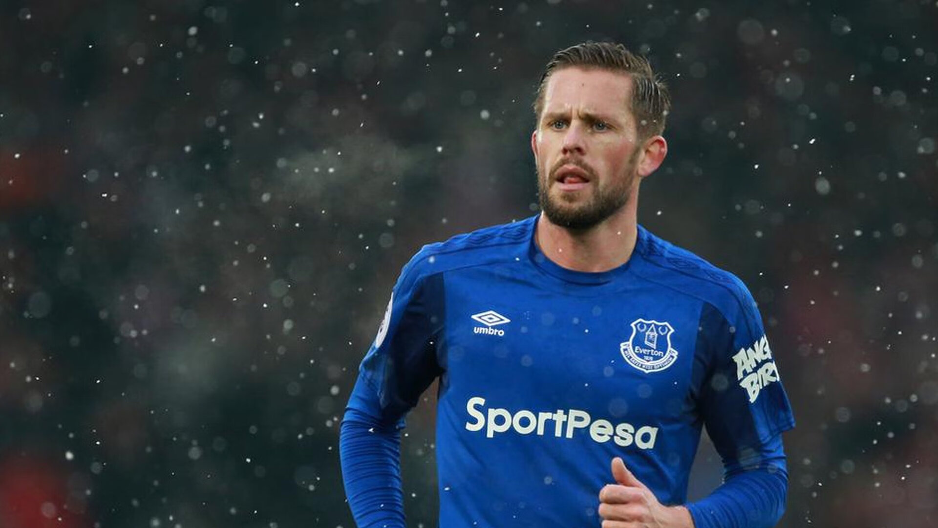 乐鱼电竞在线平台登录入口-乔·波尔曼在比赛中的冷静决策，助袋鼠队锁定胜利，乔治波尔蒂