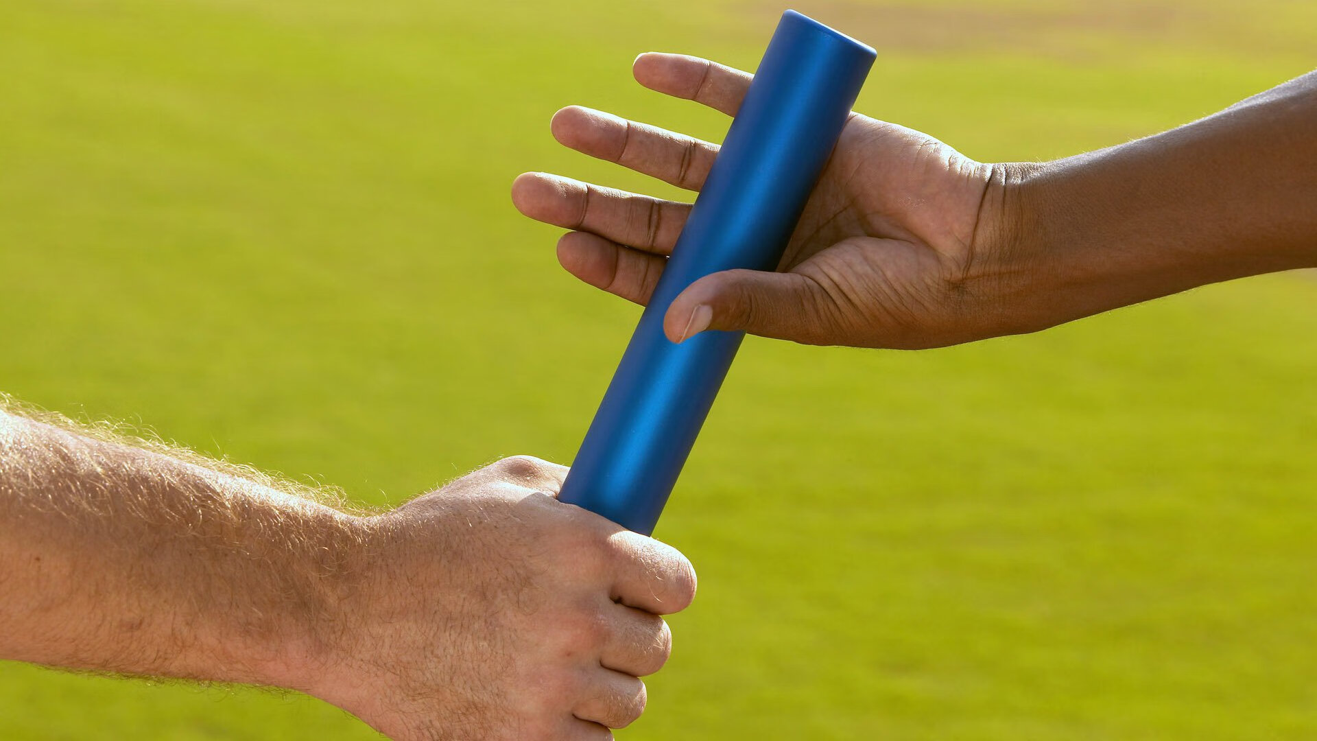 leyu乐鱼体育综合-刘伟谈导向引领,破解“人人追逐职位”的职场困局